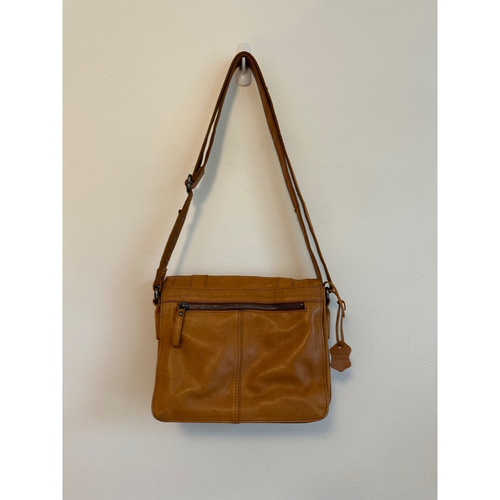 Spikes & Sparrow Cognac Brown Leather Crossbody Messenger Bag - Picture 5 of 9